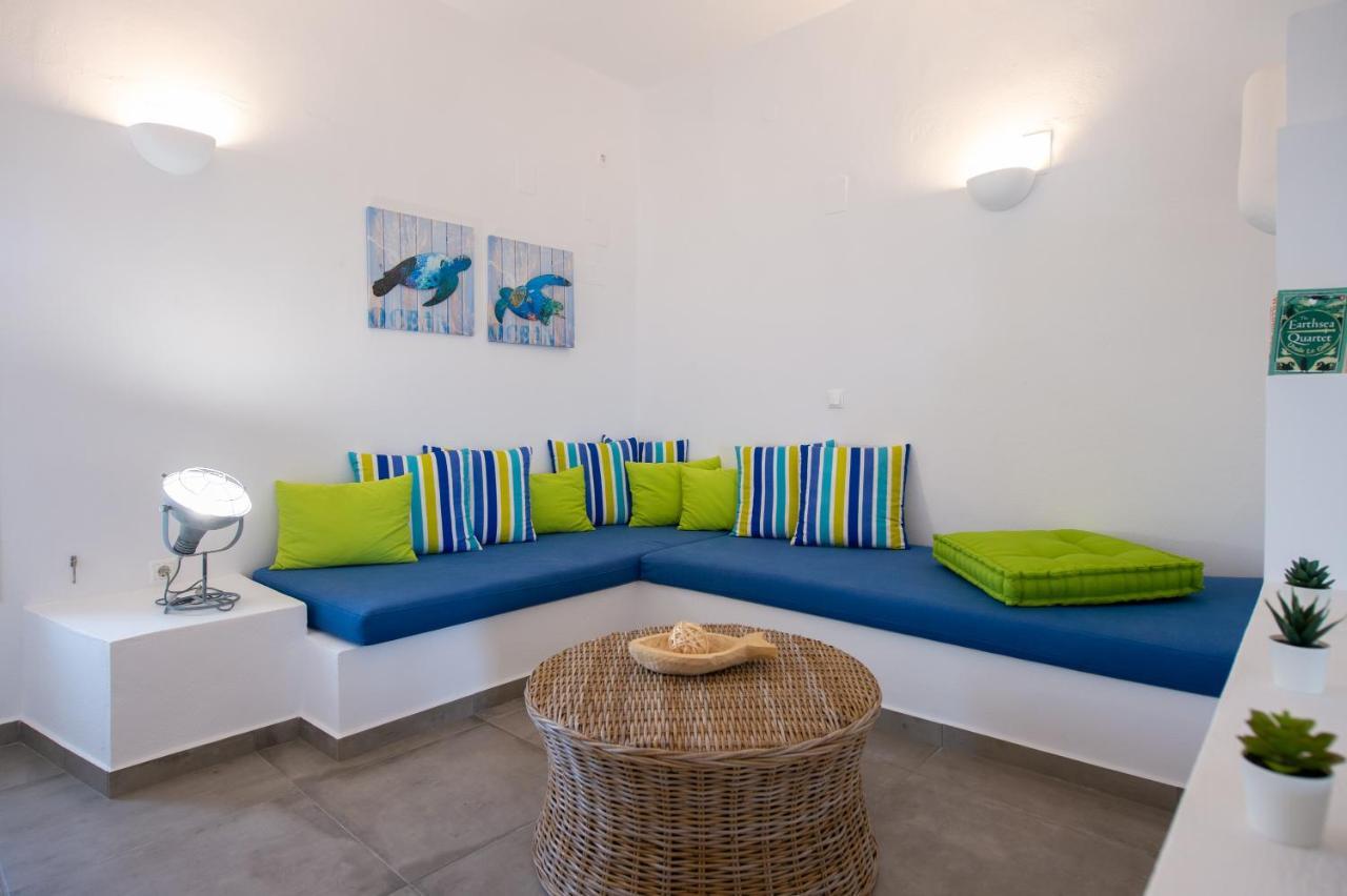 Grey House Villa Exambela ภายนอก รูปภาพ