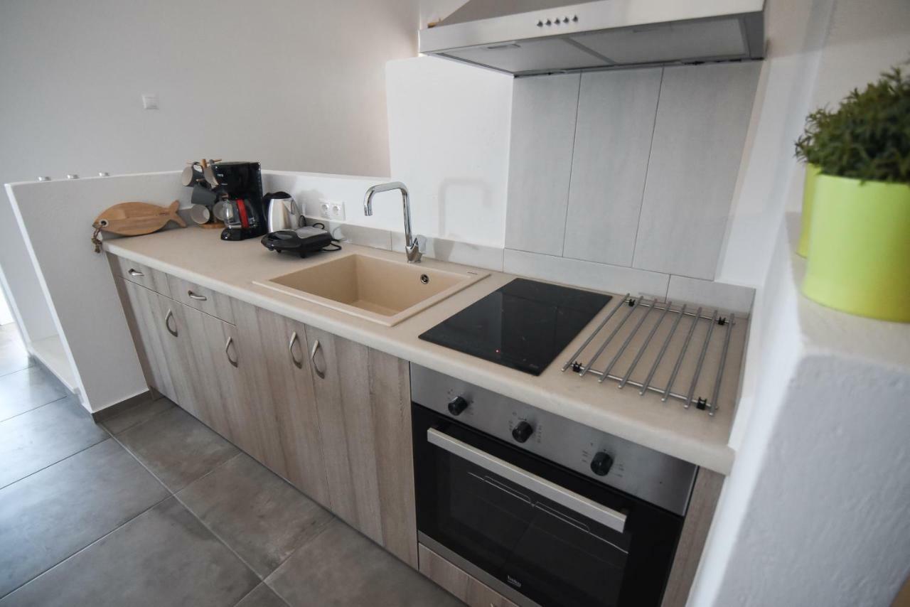 Grey House Villa Exambela ภายนอก รูปภาพ
